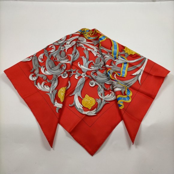 Authentic Hermes scarf Carre 90 Reds Silk100% - Picture 3 of 10